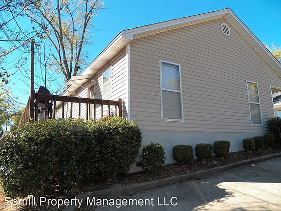 2nd image of 150 Yellow Jacket Dr #C