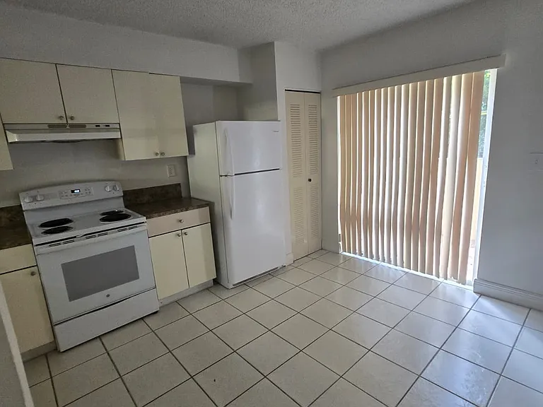 8250 SW 149th Ct #203 — Photo 5
