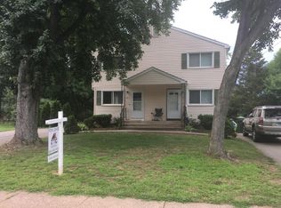 69 Madison Rd, Glastonbury, CT 06033