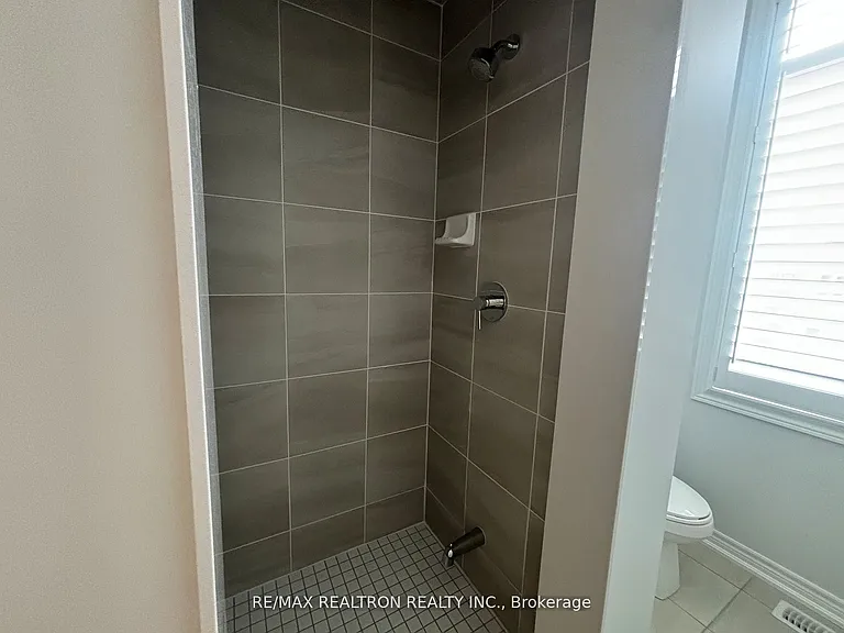 11 Father Muckle Ave — Photo 32