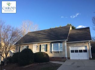 4410 Essex Ct, High Point, NC 27265