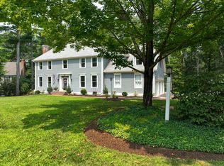 6 Anja Dr, Simsbury, CT 06070