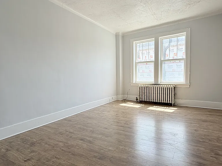 524 Pitt St W #103 — Photo 6