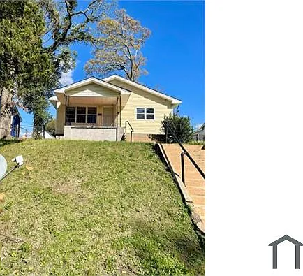 3 bed, 1500 sqft, $1,200 — Photo 1