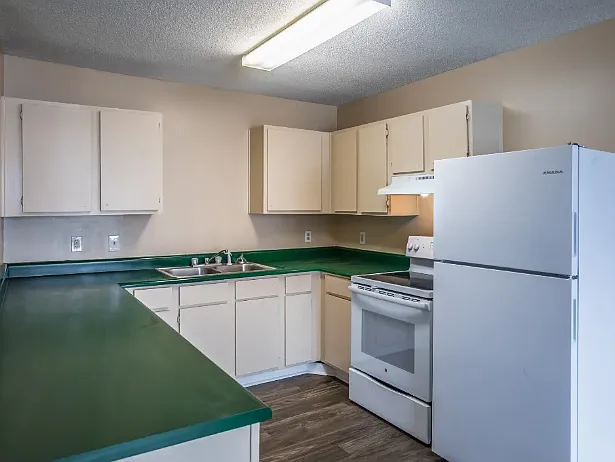 Greenview Estates — Photo 7
