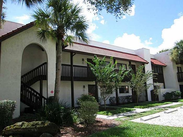 1st image of 7201 Country Club Dr