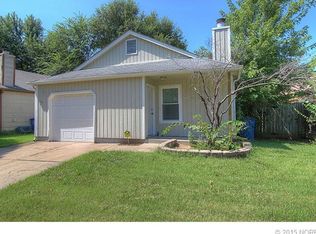 1722 W 62nd St S, Tulsa, OK 74132