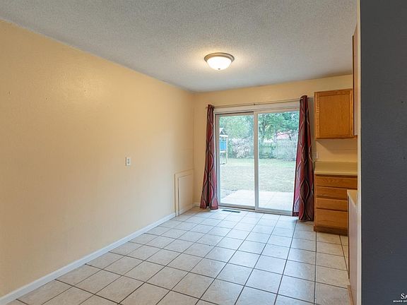 4th image of 1431 Kiowa Ave
