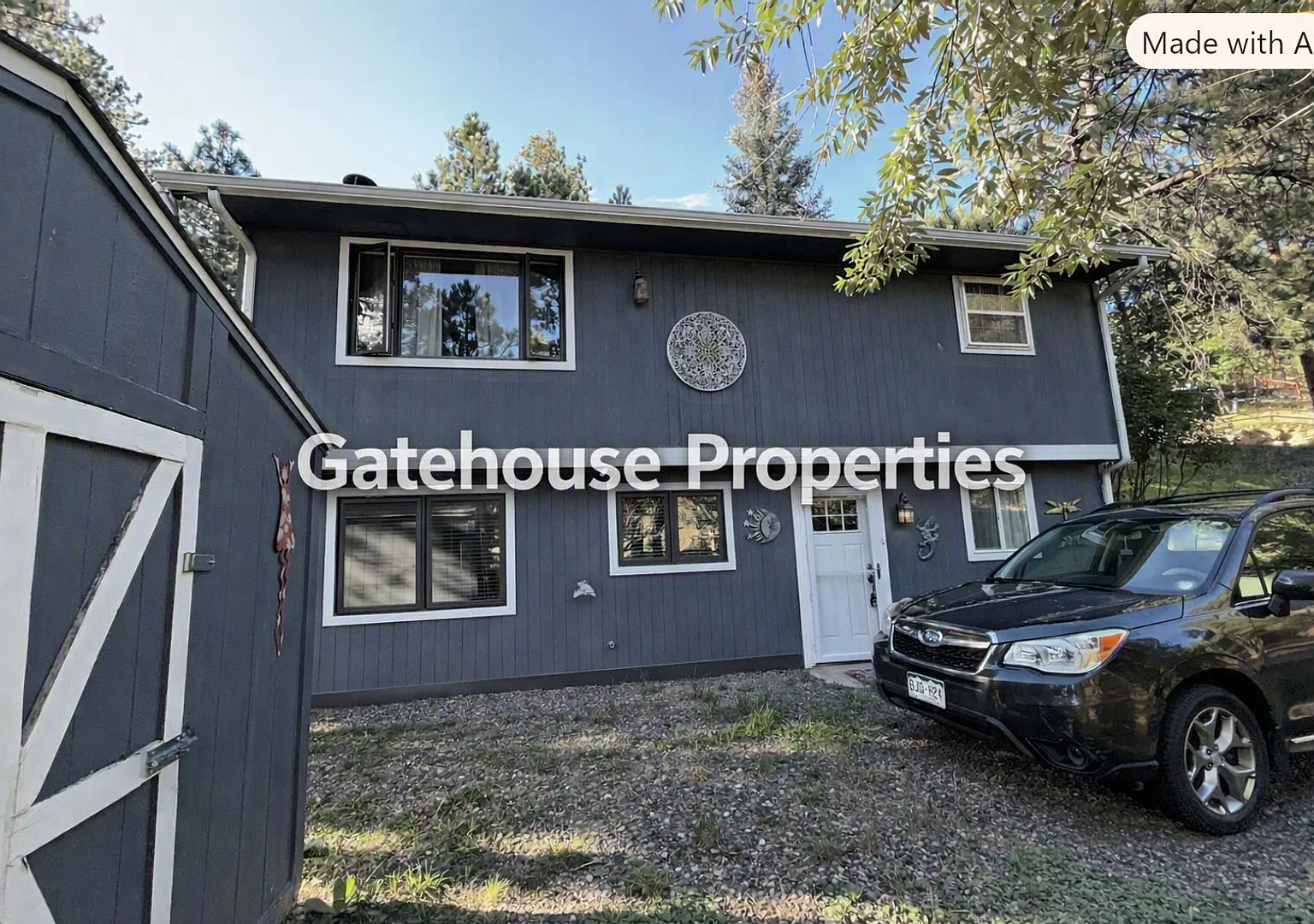 Mountain Retreat in the Heart of Evergreen — Photo 1