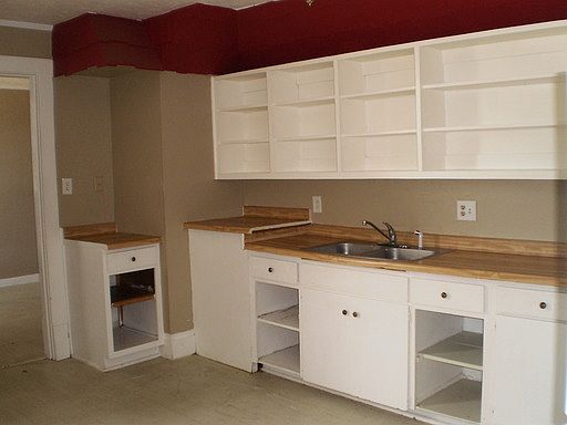 5th image of 201 Cunningham St