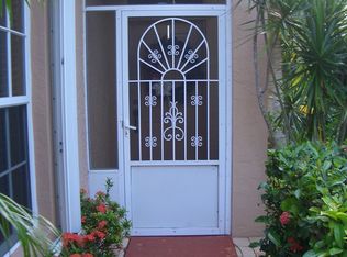 4060 Dorado Dr, Riviera Beach, FL 33418