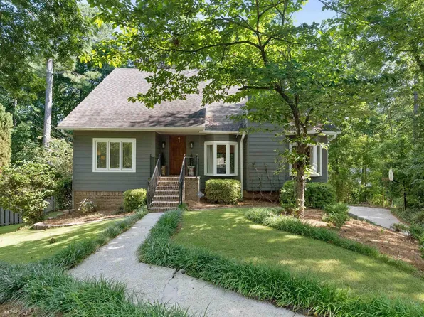 3801 Farrington Wood Cir, Vestavia, AL 35243