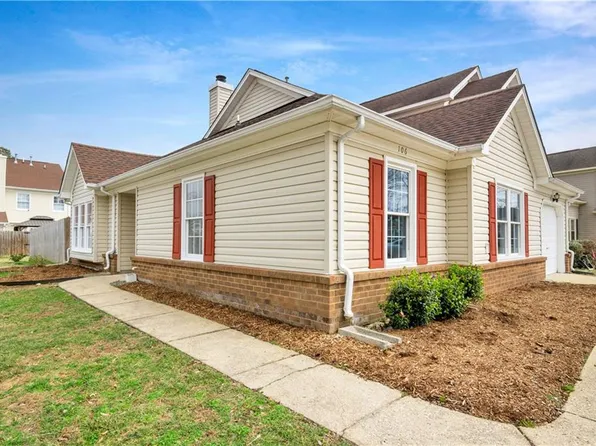 106 Fernwood Bnd, Yorktown, VA 23692