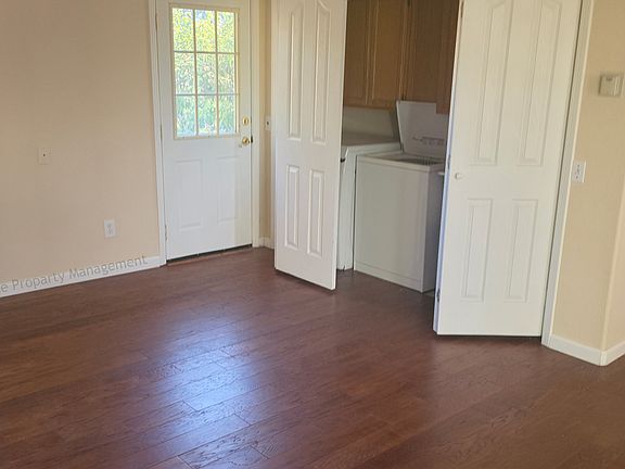 5th image of 25 Worley Dr