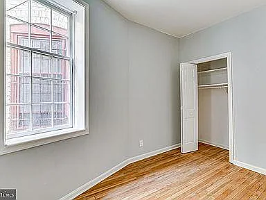 1118 C St NE #3 — Photo 5