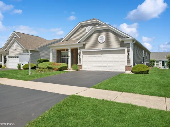 3332 Sheridan Ln, Mundelein, IL 60060