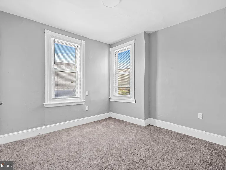 3902 N Fairhill St — Photo 14