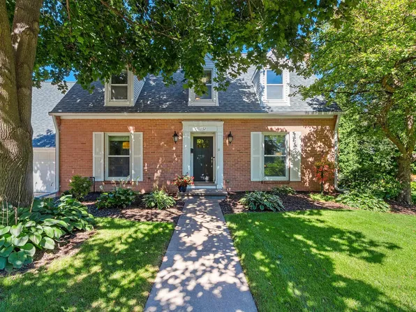 552 Riverway, Menasha, WI 54952