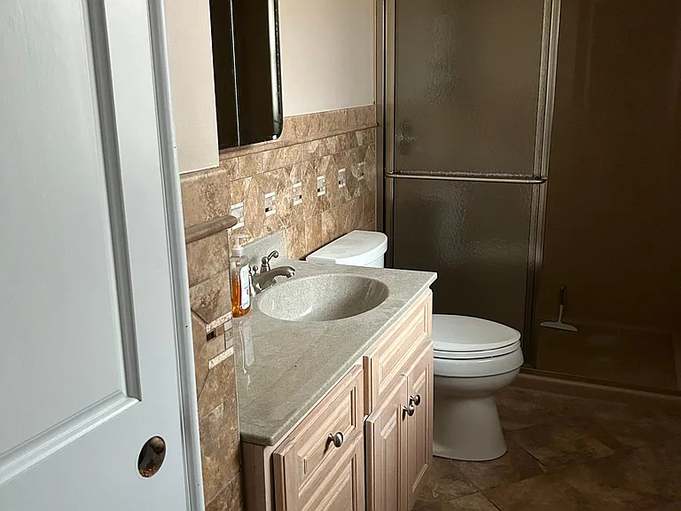 1204 Allen Ave — Photo 18