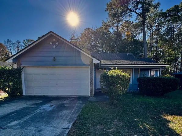 2386 N BLOSSOM RIDGE Drive N, Jacksonville, FL 32218