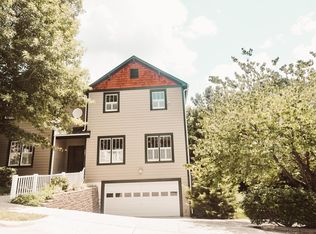 207 Purple Leaf Pl, Carrboro, NC 27510