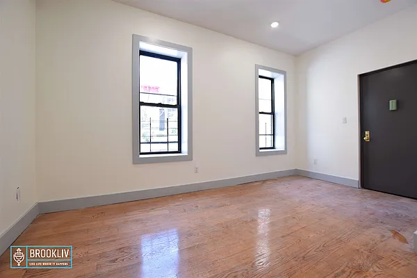 Rented by null | media 21