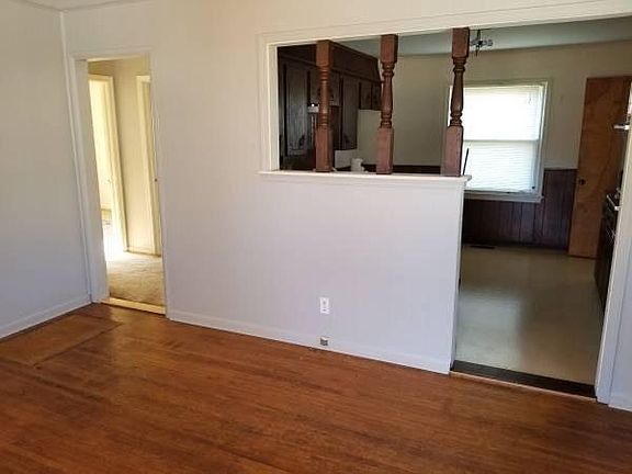 4th image of 2030 N Evanston Ave