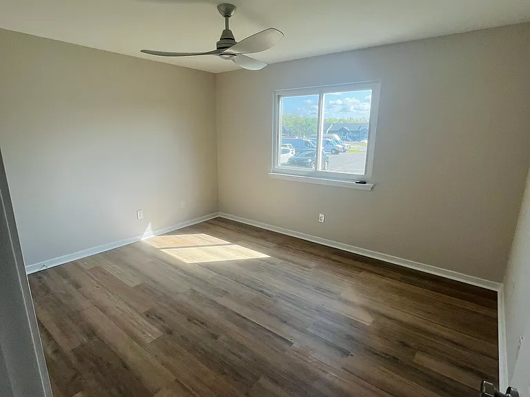 2504 Hidden Cove Dr — Photo 7