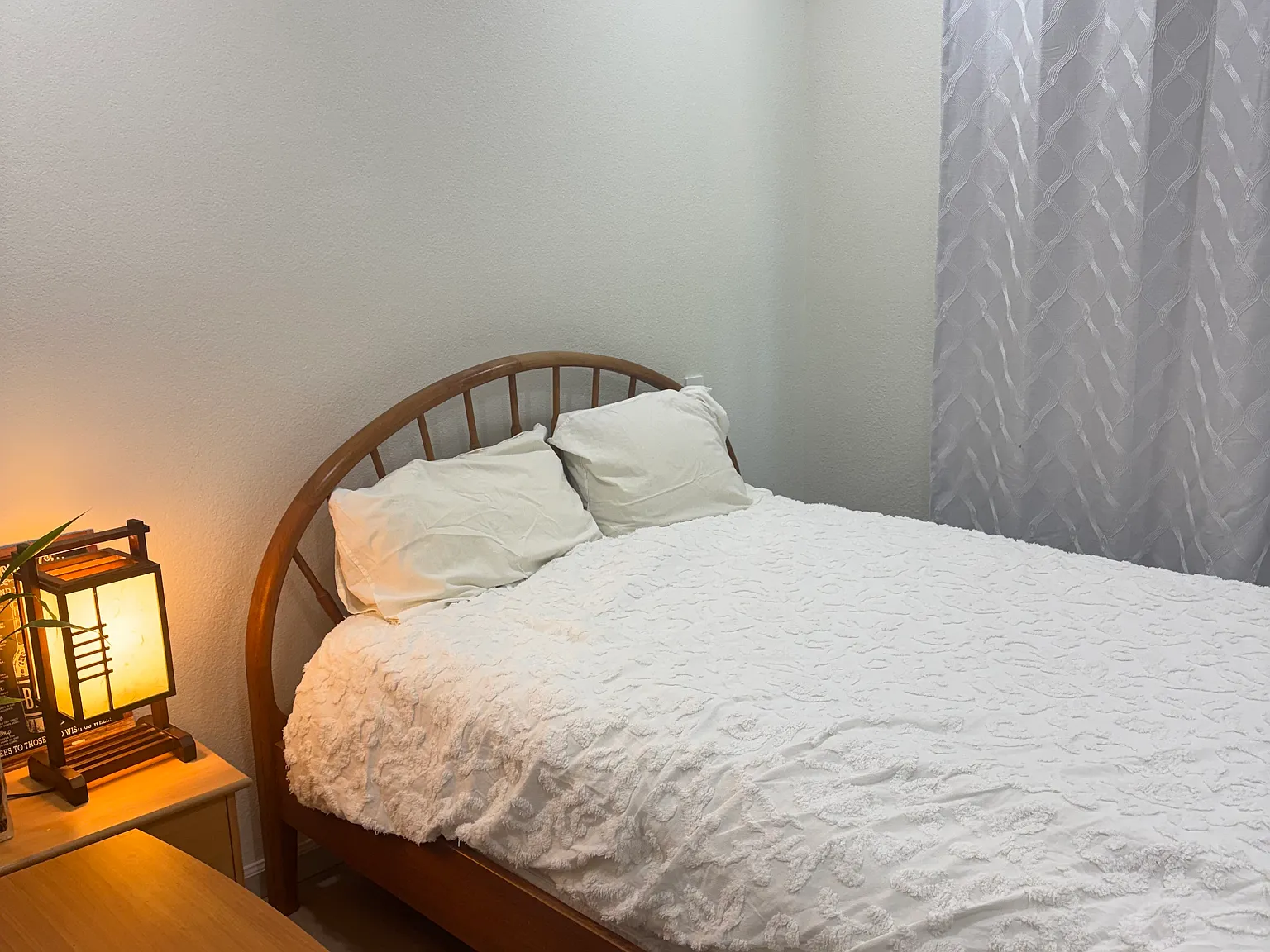 4 bed, 2033 sqft, $1,200 — Photo 1