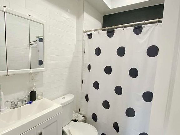4th image of 1130 Lafayette Ave #3R