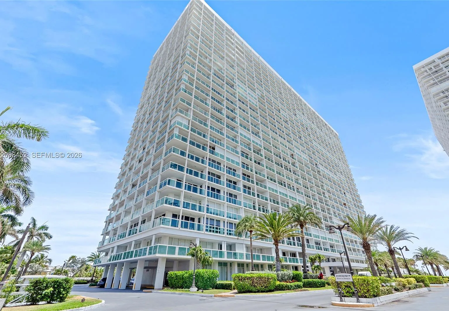 Point Of Americas Condo — Photo 3