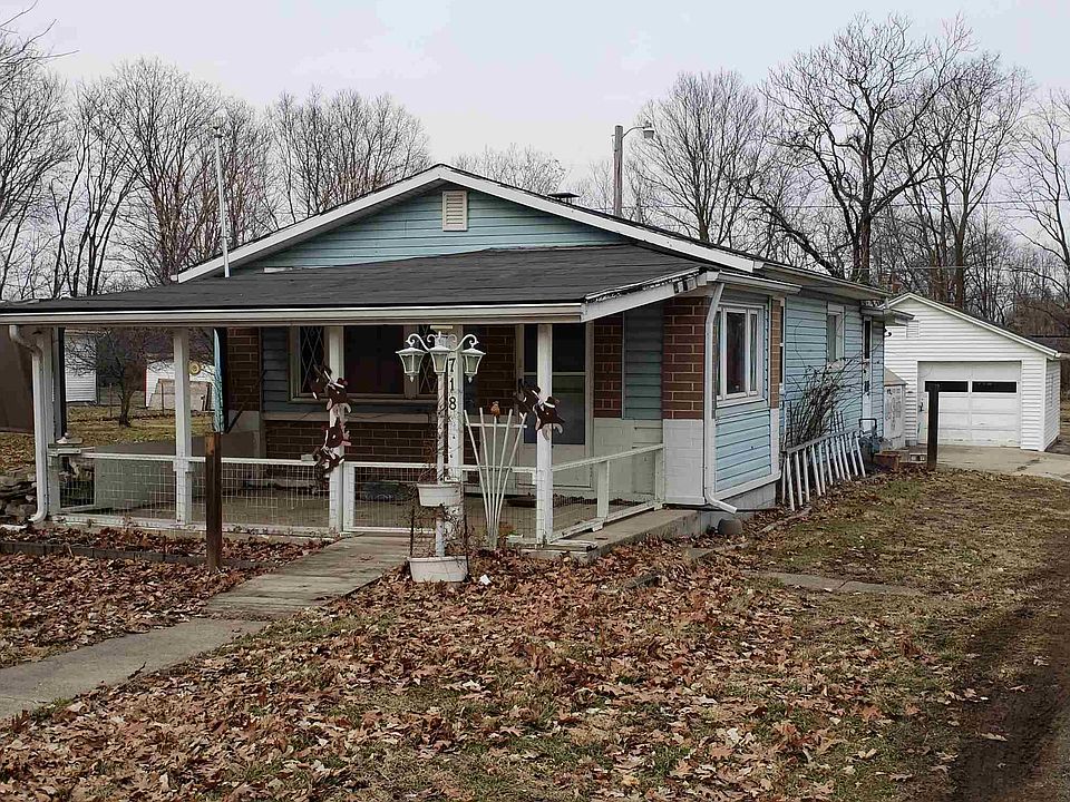 1st image of 718 Van Buren St