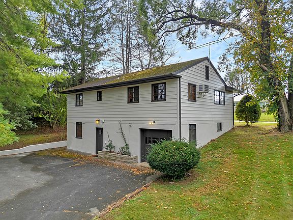 2nd image of 125 Indian Hills Dr