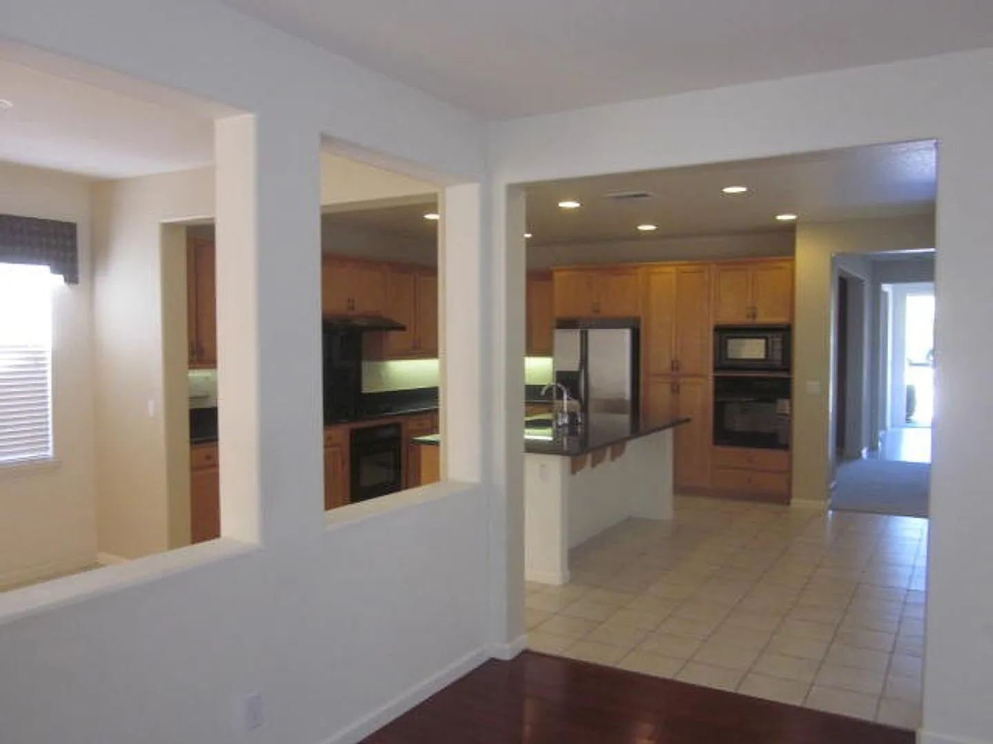 Newly Renovated 5-Bedroom Home with Pool & Hot Tub in Tracy! — Photo 2