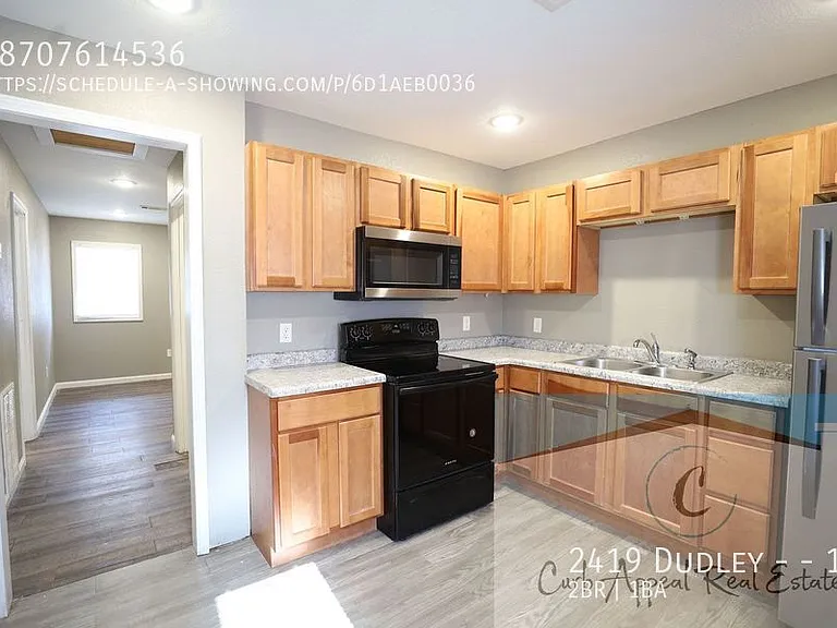 2419 Dudley St #14 — Photo 3