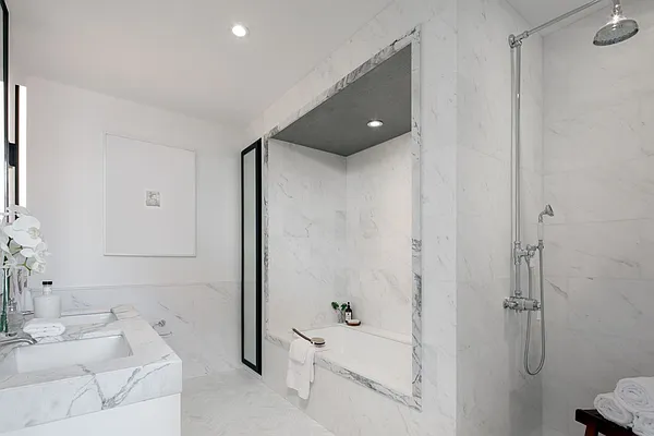 Rented by Niche Real Estate and Marketing LLC | media 54