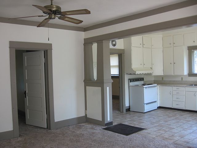 2nd image of 1515 1st St W