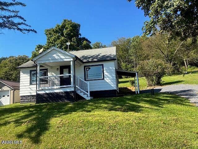 1st image of 430 Catfish Rd