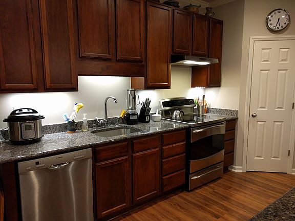 3rd image of 4009 Glennstone Dr