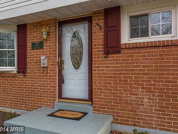 2nd image of 6423 Dorset Dr