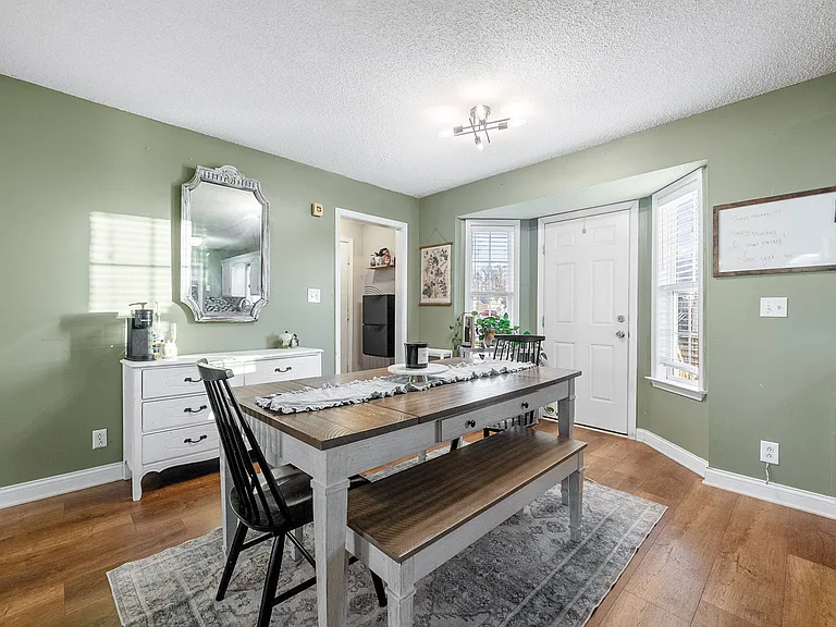 1700 Cedar Springs Cir — Photo 8