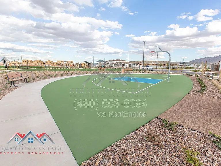 2304 E Kelly Dr — Photo 49