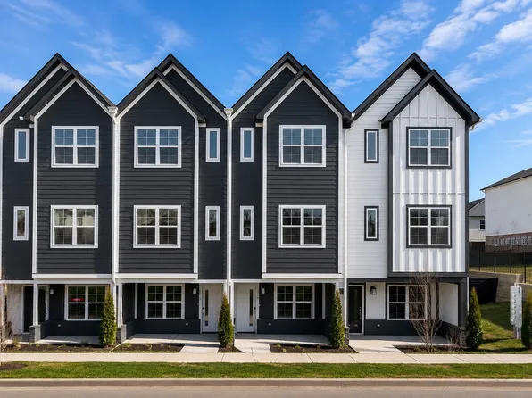 700 N Dupont Ave #201, Madison, TN 37115