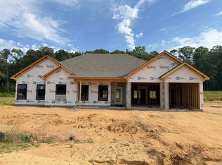 1136 Duke Dr, Bauxite, AR 72011