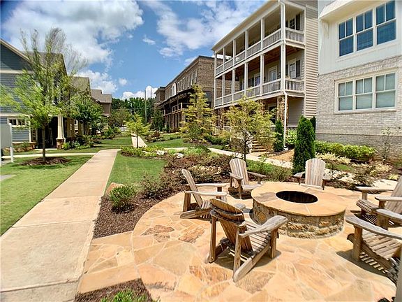 2nd image of 212 Easy Pines Way