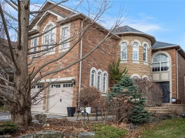 34 Forsyth Cres, Halton Hills, ON L7G 6G3