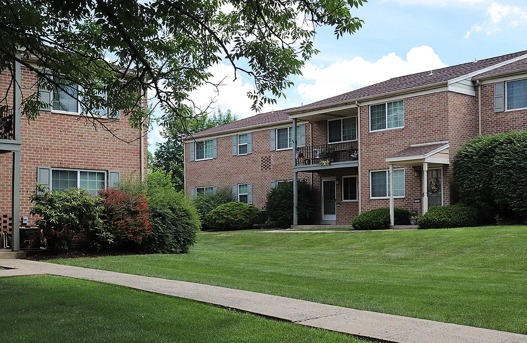 Cedar Glen Apartments — Photo 2