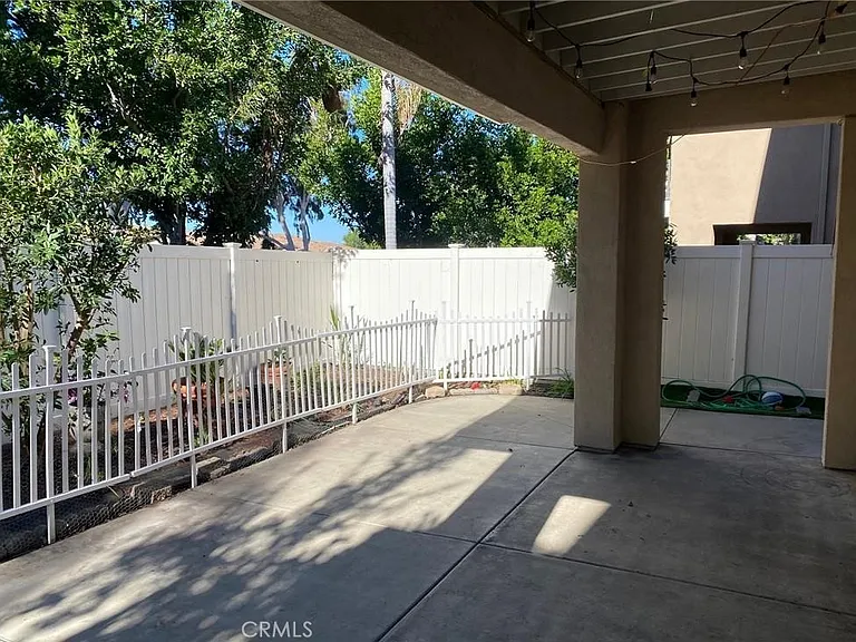 357 S San Vicente Ln — Photo 24