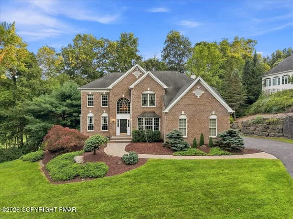 268 Great Bear Way Rd, East Stroudsburg, PA 18302