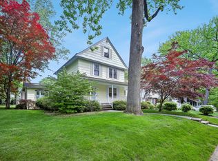 155 Sunset Ln, Tenafly, NJ 07670